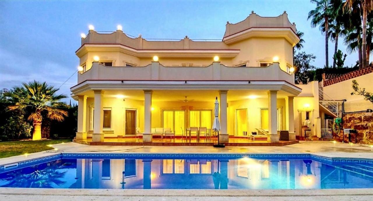 Villa Svim, Walking Distance To The Beach! Marbella Exteriér fotografie